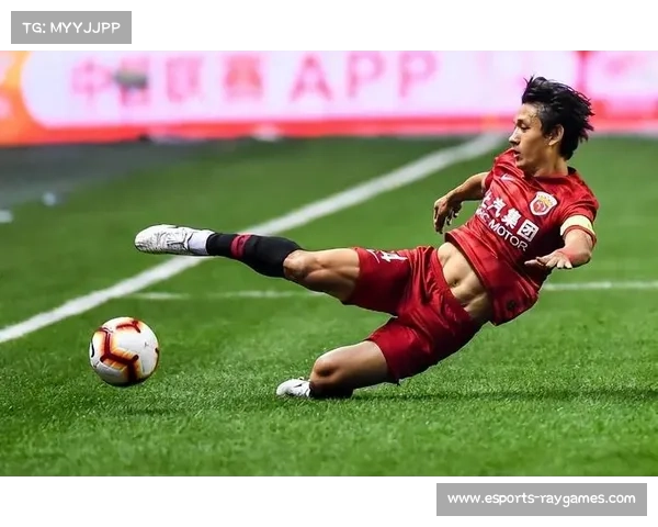 中国足球基层发展：津门虎年轻球员入选国足引关注